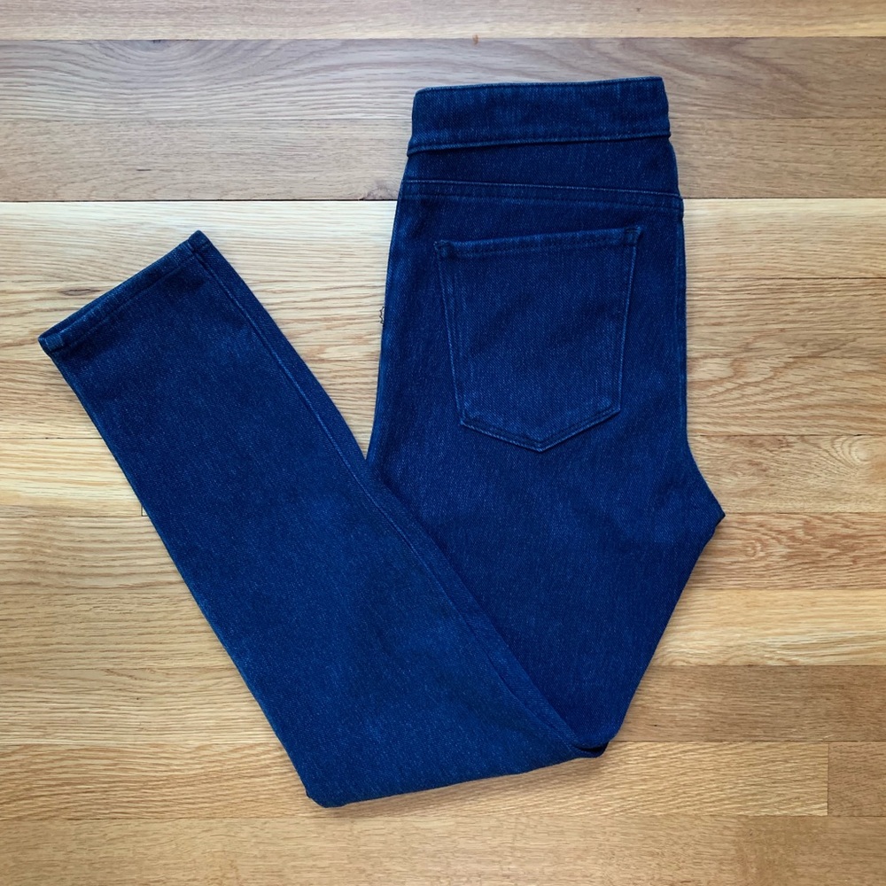 Draw string “jeans” - Picture 2 of 2